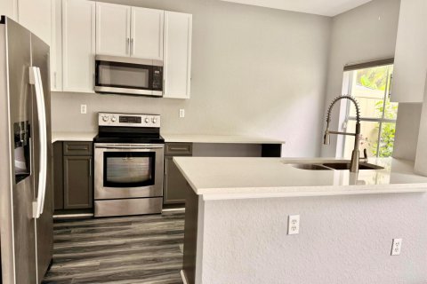 Townhouse in Boynton Beach, Florida 3 bedrooms, 141.49 sq.m. № 2384512 - photo 12