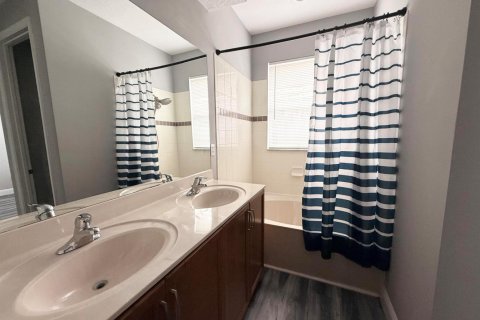 Townhouse in Boynton Beach, Florida 3 bedrooms, 141.49 sq.m. № 2384512 - photo 28