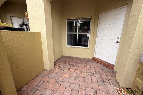 Townhouse in Boynton Beach, Florida 3 bedrooms, 141.49 sq.m. № 2384512 - photo 3