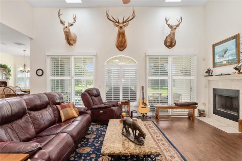 House in Ocala, Florida 3 bedrooms, 210.52 sq.m. № 2217024 - photo 14