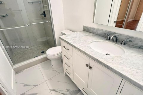 Townhouse in Hollywood, Florida 4 bedrooms, 155.15 sq.m. № 2089462 - photo 12
