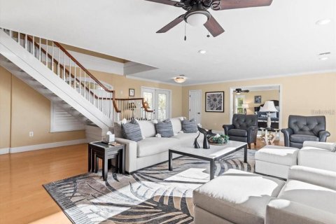 Villa ou maison à vendre à Englewood, Floride: 6 chambres, 405.52 m2 № 2206097 - photo 15