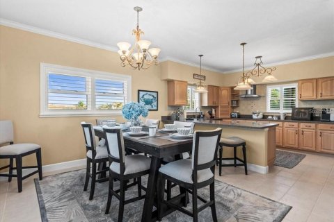 Villa ou maison à vendre à Englewood, Floride: 6 chambres, 405.52 m2 № 2206097 - photo 25
