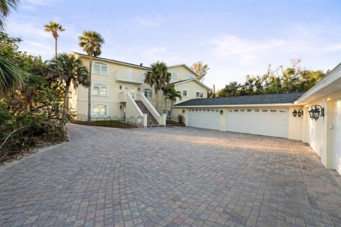 Villa ou maison à vendre à Englewood, Floride: 6 chambres, 405.52 m2 № 2206097 - photo 10