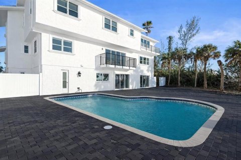 Villa ou maison à vendre à Englewood, Floride: 6 chambres, 405.52 m2 № 2206097 - photo 4