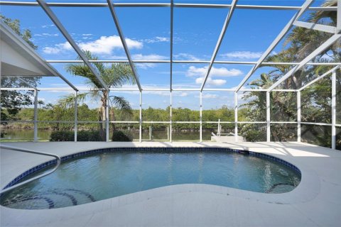 Casa en venta en Punta Gorda, Florida, 4 dormitorios, 238.02 m2 № 1642862 - foto 24