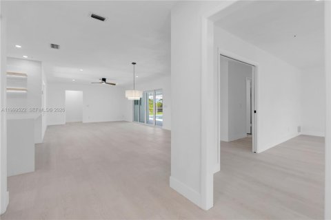 Купить виллу или дом в Хоб-Саунд, Флорида 3 спальни, 189.71м2, № 2066816 - фото 8