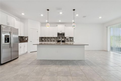 Villa ou maison à vendre à Mount Dora, Floride: 3 chambres, 225.85 m2 № 1687345 - photo 2