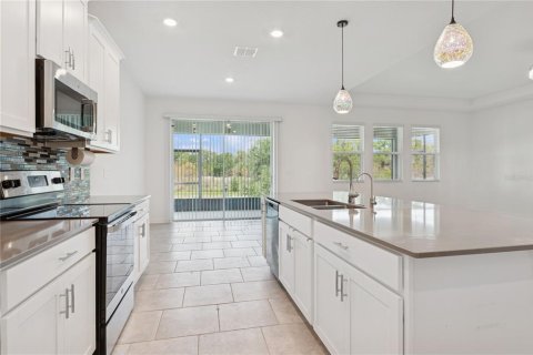 Villa ou maison à vendre à Mount Dora, Floride: 3 chambres, 225.85 m2 № 1687345 - photo 3