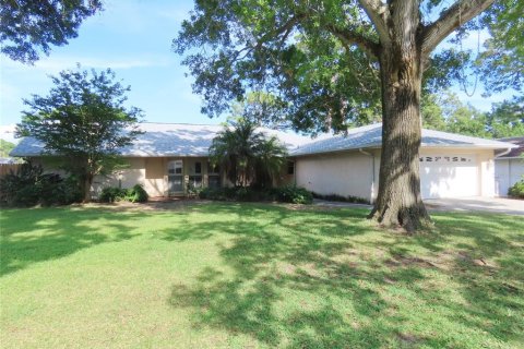 Villa ou maison à Seminole, Floride 5 chambres, 276.2 m2 № 2405588
