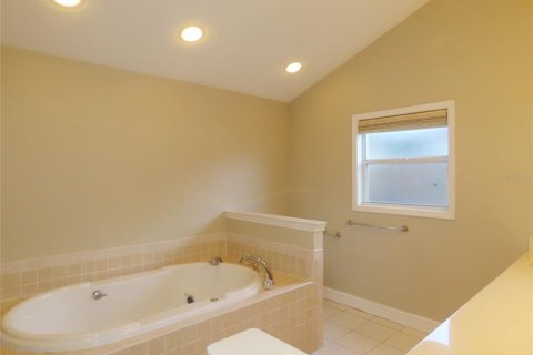 Villa ou maison à vendre à Seminole, Floride: 5 chambres, 276.2 m2 № 2405588 - photo 16