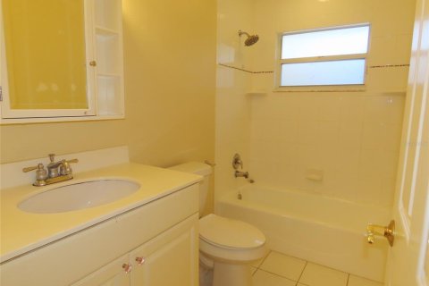 Villa ou maison à vendre à Seminole, Floride: 5 chambres, 276.2 m2 № 2405588 - photo 24