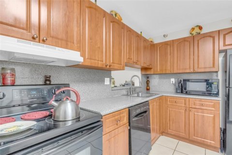 Купить кондоминиум в Майами, Флорида 2 спальни, 89.65м2, № 1844025 - фото 21