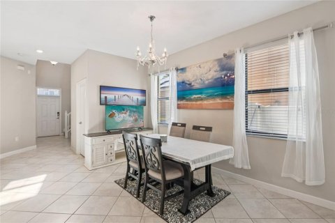 House in Wesley Chapel, Florida 5 bedrooms, 229.56 sq.m. № 2232199 - photo 7
