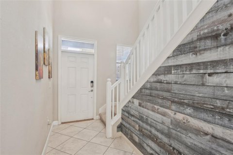 House in Wesley Chapel, Florida 5 bedrooms, 229.56 sq.m. № 2232199 - photo 2