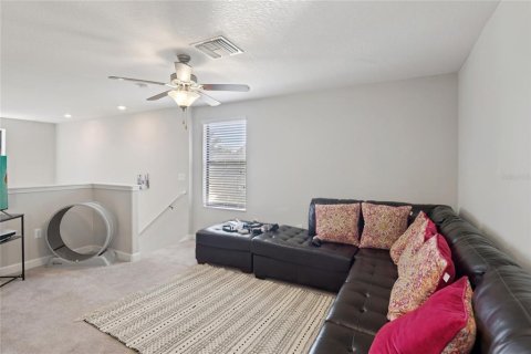 House in Wesley Chapel, Florida 5 bedrooms, 229.56 sq.m. № 2232199 - photo 18