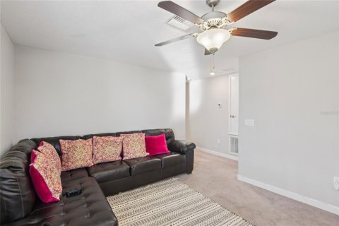 House in Wesley Chapel, Florida 5 bedrooms, 229.56 sq.m. № 2232199 - photo 17