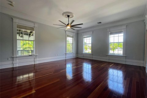 Commercial property in Fort Lauderdale, Florida 353.03 sq.m. № 2081985 - photo 28