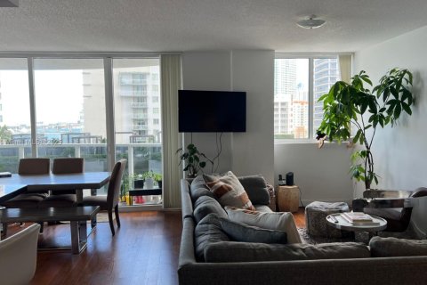 Condo in Miami, Florida, 3 bedrooms  № 1804605 - photo 8