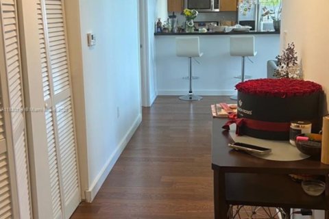 Condo in Miami, Florida, 3 bedrooms  № 1804605 - photo 15