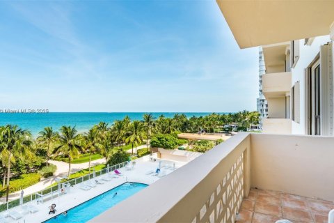 Condo in Bal Harbour, Florida, 2 bedrooms  № 1794199 - photo 4