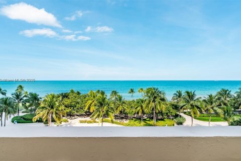 Condo in Bal Harbour, Florida, 2 bedrooms  № 1794199 - photo 3