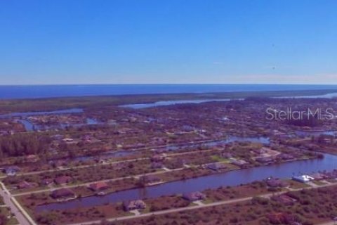 Land in Port Charlotte, Florida № 222814 - photo 6