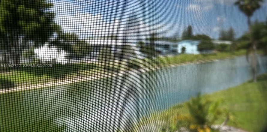 Condo à West Palm Beach, Floride, 1 chambre  № 2000121