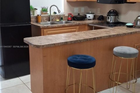 Villa ou maison à vendre à Clewiston, Floride: 5 chambres, 256.04 m2 № 2001691 - photo 13