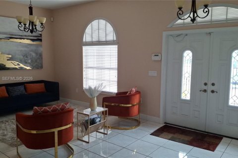 Villa ou maison à vendre à Clewiston, Floride: 5 chambres, 256.04 m2 № 2001691 - photo 4