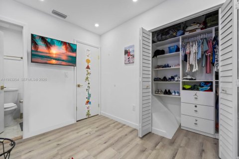 Купить кондоминиум в Майами, Флорида 2 спальни, 119.29м2, № 2025800 - фото 13