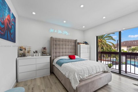 Купить кондоминиум в Майами, Флорида 2 спальни, 119.29м2, № 2025800 - фото 19