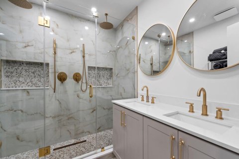 Купить кондоминиум в Майами, Флорида 2 спальни, 119.29м2, № 2025800 - фото 22