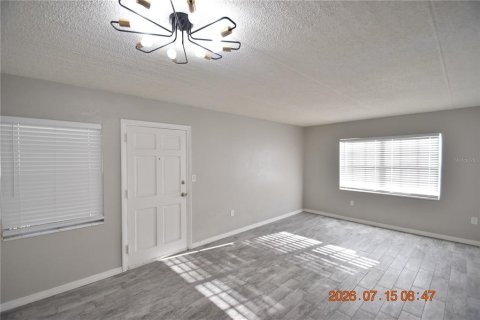 Condominio en alquiler en Tampa, Florida, 2 dormitorios, 95.5 m2 № 2167807 - foto 6
