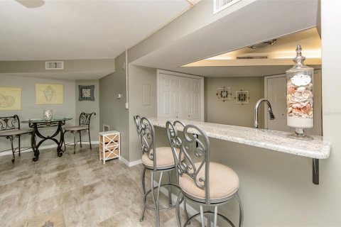 Condo in Clearwater, Florida, 1 bedroom  № 1808503 - photo 26