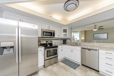 Condo in Clearwater, Florida, 1 bedroom  № 1808503 - photo 27