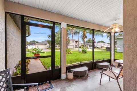 House in Kissimmee, Florida 4 bedrooms, 168.06 sq.m. № 2221298 - photo 19