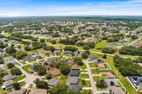 House in Kissimmee, Florida 4 bedrooms, 168.06 sq.m. № 2221298 - photo 23