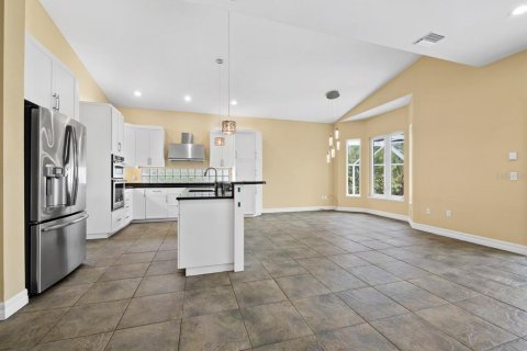 Villa ou maison à vendre à Sarasota, Floride: 4 chambres, 255.85 m2 № 2413705 - photo 9