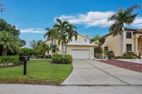 Villa ou maison à Sarasota, Floride 4 chambres, 255.85 m2 № 2413705