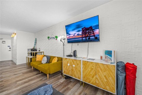 Copropriété à vendre à Daytona Beach, Floride: 3 pièces, 41.81 m2 № 1620733 - photo 9