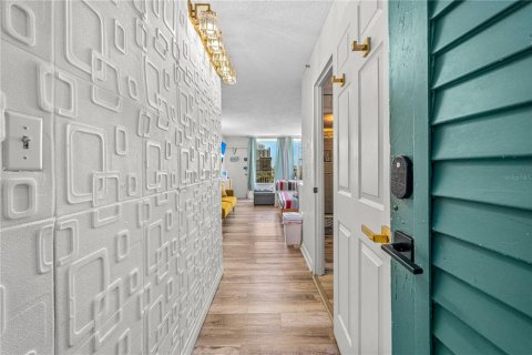 Copropriété à vendre à Daytona Beach, Floride: 3 pièces, 41.81 m2 № 1620733 - photo 1