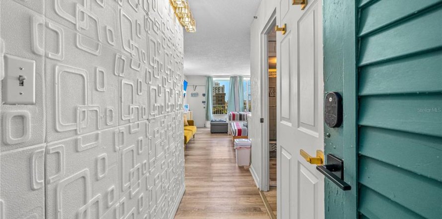 Condo à Daytona Beach, Floride, 3 pièces № 1620733