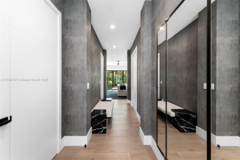 Villa ou maison à vendre à Pinecrest, Floride: 6 chambres, 542.74 m2 № 2021330 - photo 27