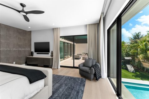 Villa ou maison à vendre à Pinecrest, Floride: 6 chambres, 542.74 m2 № 2021330 - photo 29
