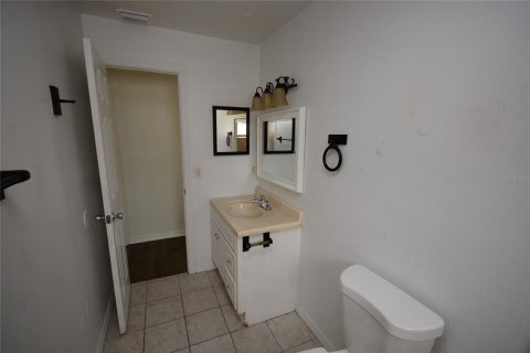 Villa ou maison à louer à Orlando, Floride: 2 chambres, 99.41 m2 № 2424175 - photo 11