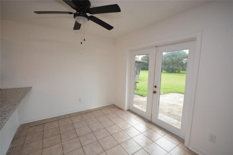 Villa ou maison à louer à Orlando, Floride: 2 chambres, 99.41 m2 № 2424175 - photo 4