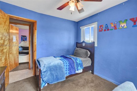 House in Miami Gardens, Florida 5 bedrooms, 189.52 sq.m. № 2031439 - photo 26