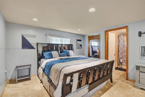 House in Miami Gardens, Florida 5 bedrooms, 189.52 sq.m. № 2031439 - photo 24