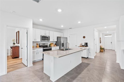 Casa en venta en Wesley Chapel, Florida, 3 dormitorios, 157 m2 № 1919483 - foto 8